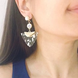 https://bayandharbour.com/collections/earrings/products/18141